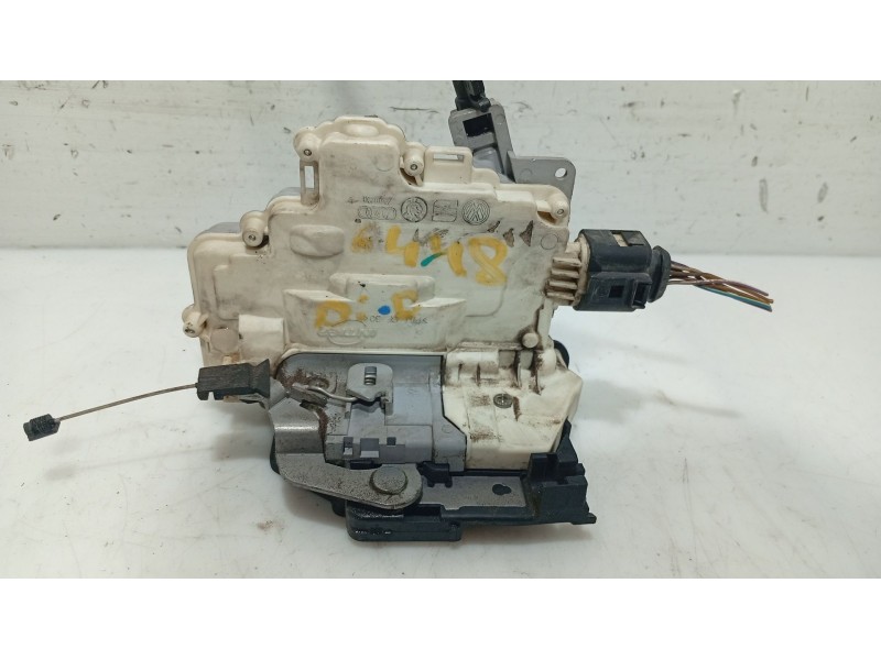 Recambio de cerradura puerta delantera derecha para seat leon (1p1) 1.9 tdi referencia OEM IAM 1P1837016  