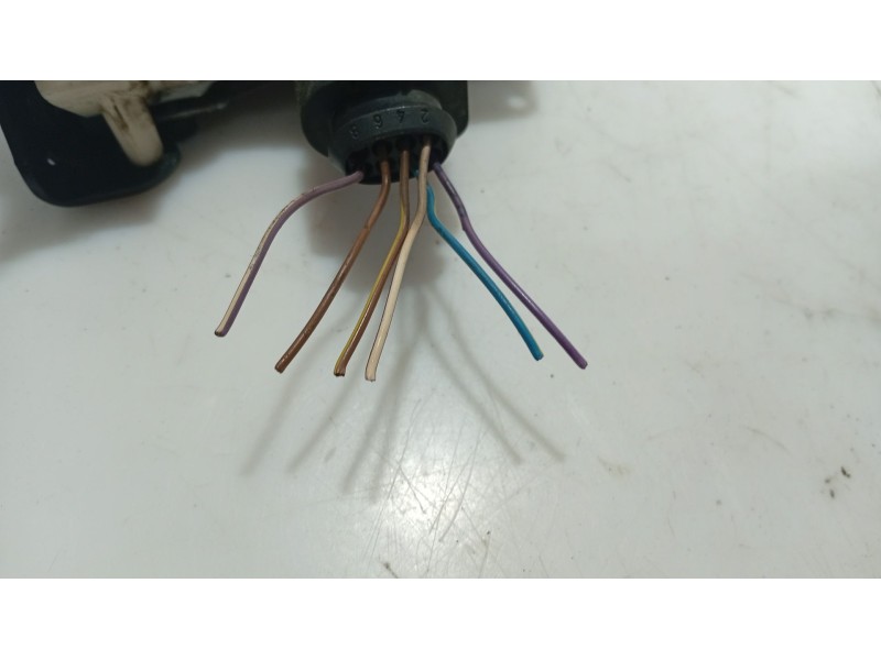 Recambio de cerradura puerta delantera derecha para seat leon (1p1) 1.9 tdi referencia OEM IAM 1P1837016  
