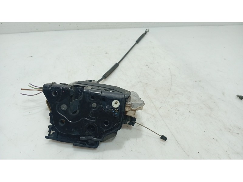 Recambio de cerradura puerta delantera derecha para seat leon (1p1) 1.9 tdi referencia OEM IAM 1P1837016  