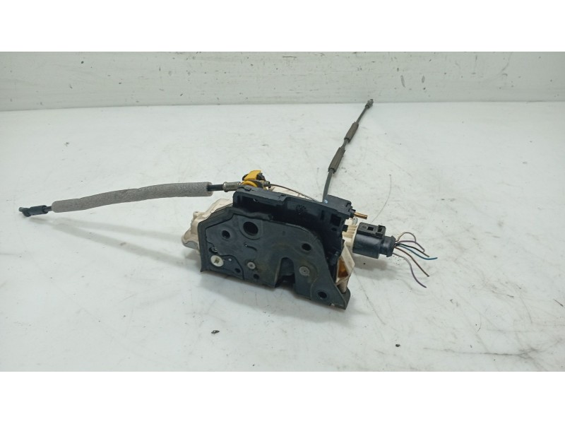 Recambio de cerradura puerta trasera derecha para seat leon (1p1) 1.9 tdi referencia OEM IAM 1P0839016  
