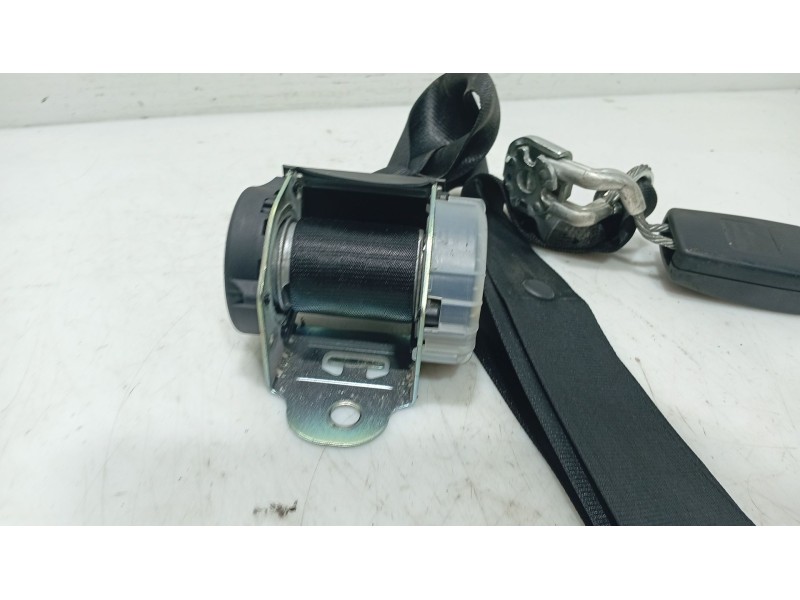 Recambio de cinturon seguridad trasero central para seat leon (1p1) 1.9 tdi referencia OEM IAM 1P0857807BRAA  