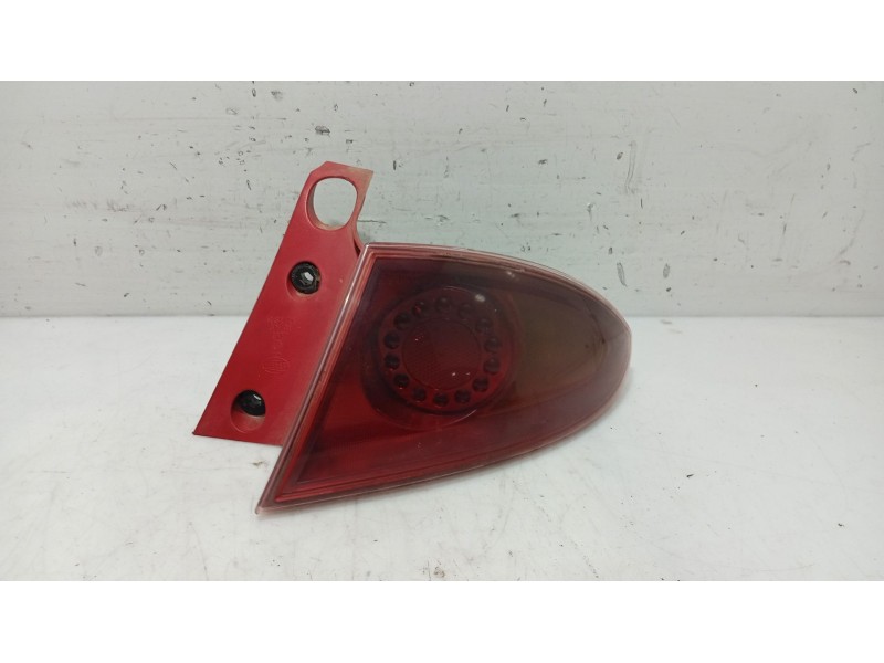 Recambio de piloto trasero derecho para seat leon (1p1) 1.9 tdi referencia OEM IAM 1P0945112C  