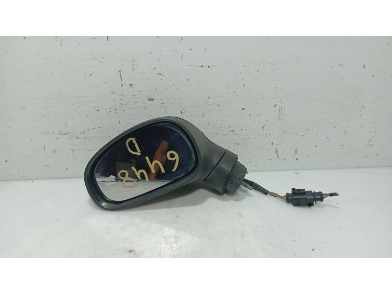 Recambio de retrovisor izquierdo para seat leon (1p1) 1.9 tdi referencia OEM IAM   