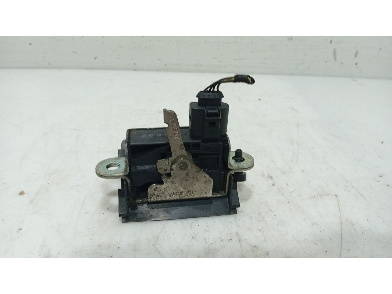 Recambio de cerradura maletero / porton para seat leon (1p1) 1.9 tdi referencia OEM IAM 1P0827505E9B9  