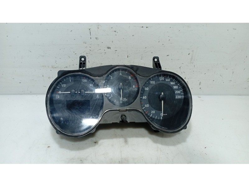 Recambio de cuadro instrumentos para seat leon (1p1) 1.9 tdi referencia OEM IAM   