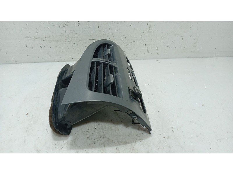Recambio de moldura para seat leon (1p1) 1.9 tdi referencia OEM IAM   