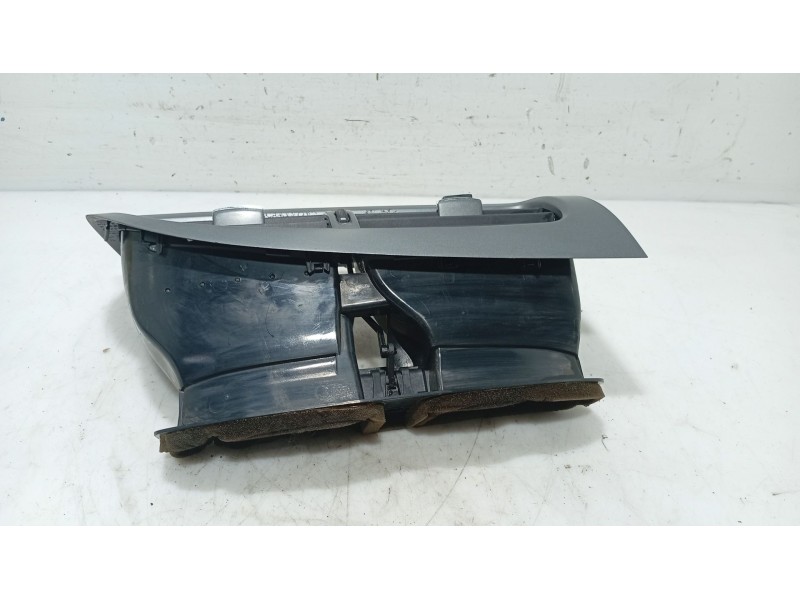 Recambio de moldura para seat leon (1p1) 1.9 tdi referencia OEM IAM   
