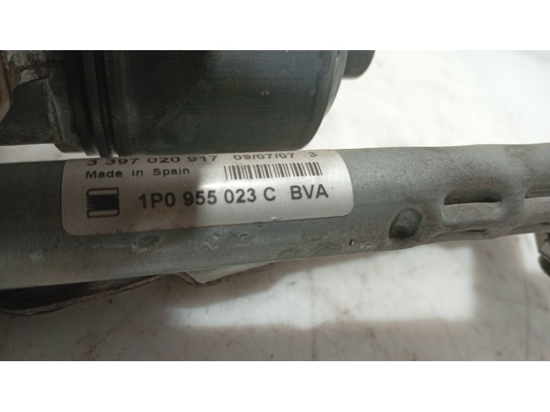 Recambio de motor limpia delantero para seat leon (1p1) 1.9 tdi referencia OEM IAM   