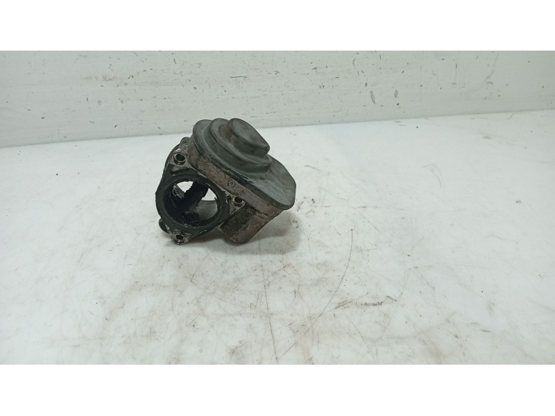 Recambio de caja mariposa para seat leon (1p1) 1.9 tdi referencia OEM IAM   