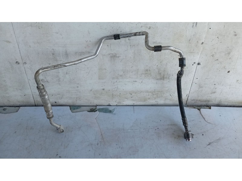 Recambio de tubo para seat leon (1p1) 1.9 tdi referencia OEM IAM   