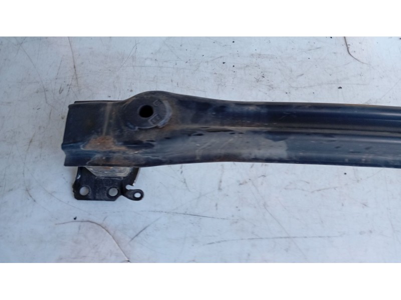 Recambio de refuerzo paragolpes delantero para seat leon (1p1) 1.9 tdi referencia OEM IAM   