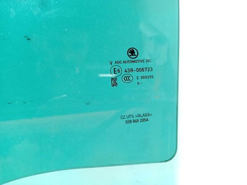 Recambio de luna trasera izquierda para skoda kamiq (nw4) 1.0 tsi referencia OEM IAM 658845205A  