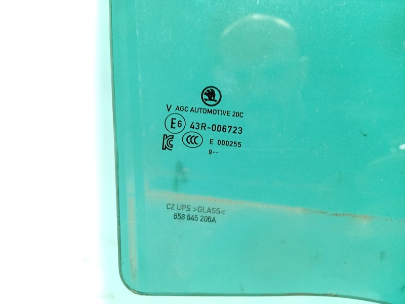 Recambio de luna trasera derecha para skoda kamiq (nw4) 1.0 tsi referencia OEM IAM 658845206A  