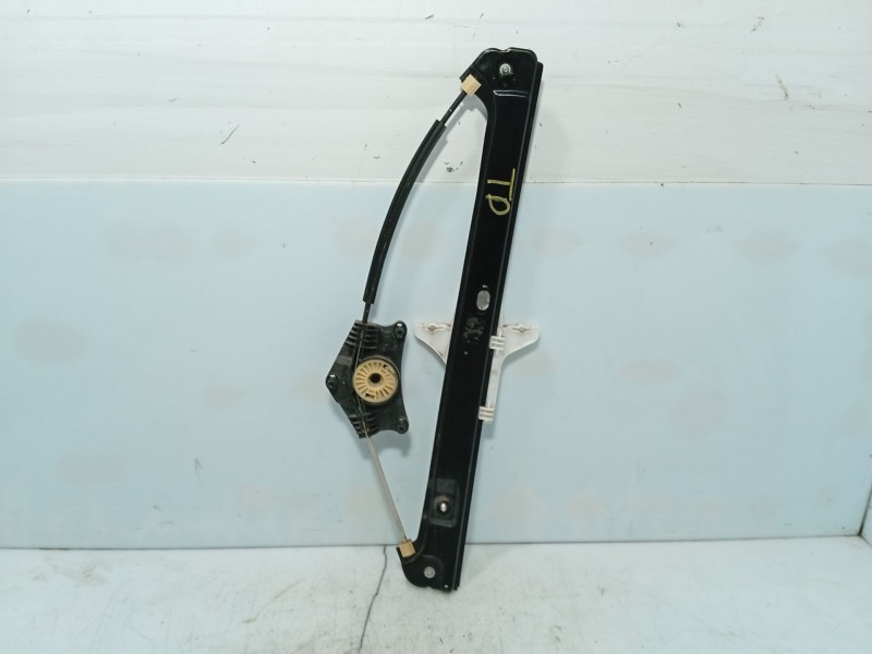 Recambio de elevalunas trasero derecho para skoda kamiq (nw4) 1.0 tsi referencia OEM IAM 654839462  