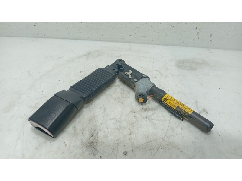 Recambio de anclaje cinturon delantero derecho para opel antara a (l07) 2.0 cdti referencia OEM IAM   