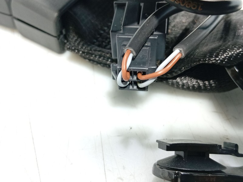 Recambio de anclaje cinturon trasero izquierdo para skoda kamiq (nw4) 1.0 tsi referencia OEM IAM   