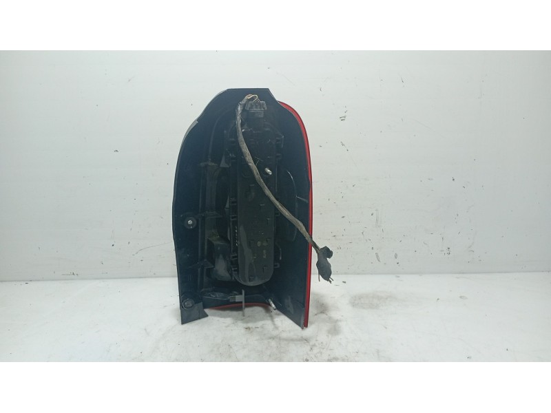 Recambio de piloto trasero izquierdo para chevrolet trans sport 3.4 v6 cat referencia OEM IAM   