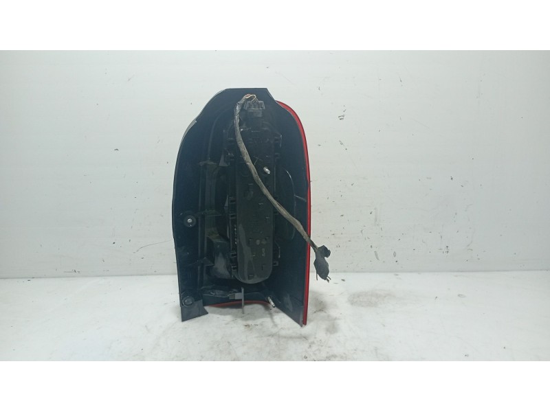 Recambio de piloto trasero izquierdo para chevrolet trans sport 3.4 v6 cat referencia OEM IAM   