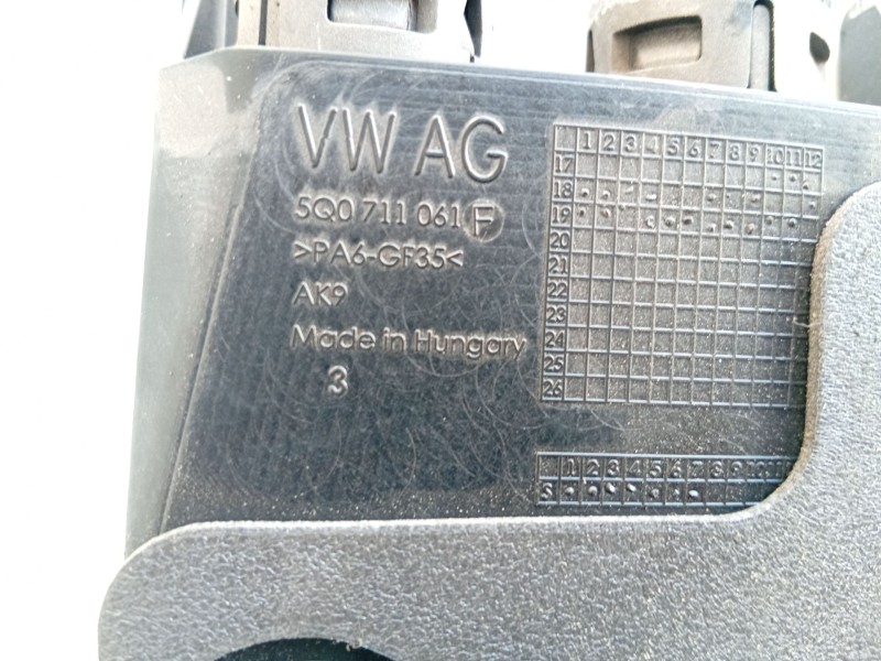 Recambio de palanca cambio para skoda kamiq (nw4) 1.0 tsi referencia OEM IAM 2Q0711049AA / 5Q0711046P  