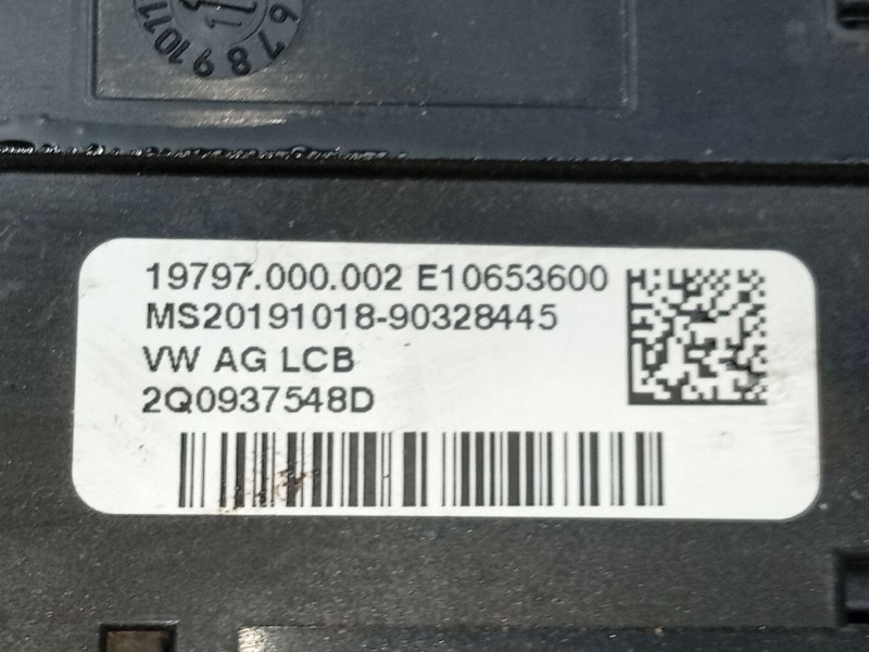 Recambio de caja reles / fusibles para skoda kamiq (nw4) 1.0 tsi referencia OEM IAM 2Q0937615A  