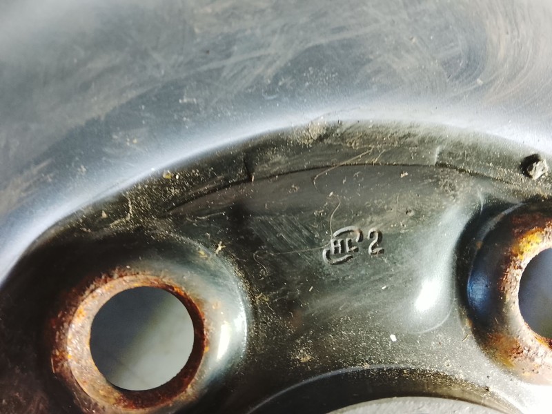 Recambio de llanta para nissan almera tino (v10) 2.2 dci referencia OEM IAM   