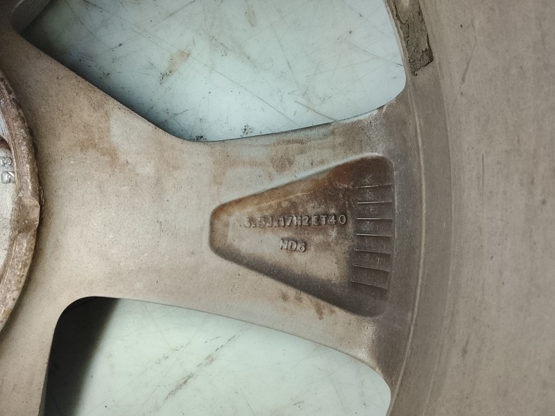 Recambio de llanta delantera izquierda para skoda kamiq (nw4) 1.0 tsi referencia OEM IAM 657601025C  