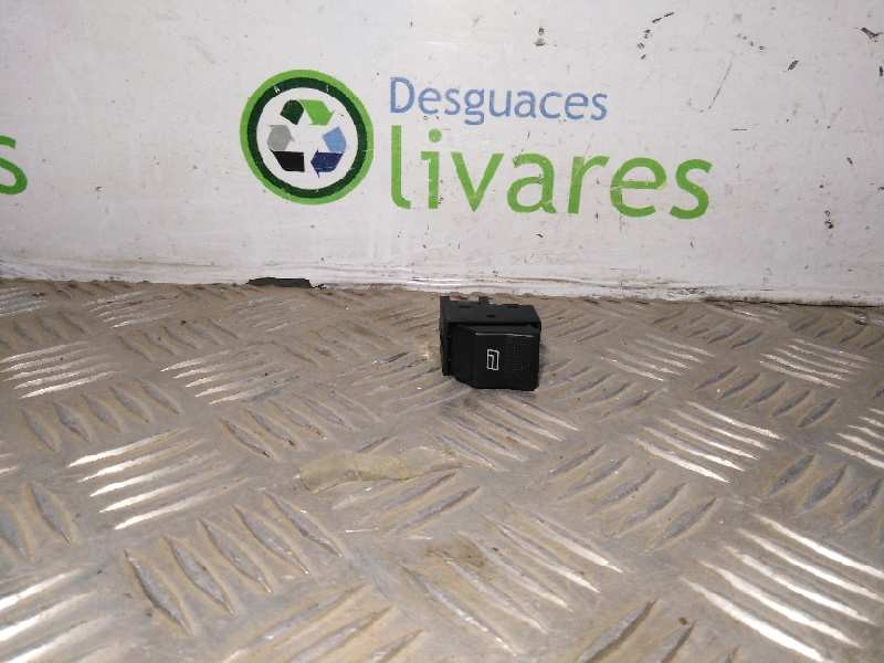 Recambio de mando elevalunas delantero derecho para  referencia OEM IAM   