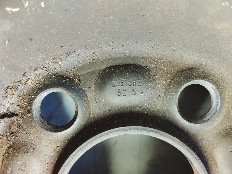 Recambio de llanta delantera izquierda para ford tourneo connect 1.8 tdci referencia OEM IAM 5048530  