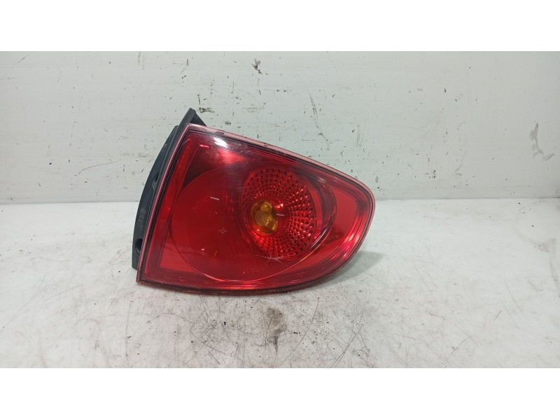 Recambio de piloto trasero derecho para seat altea (5p1) 1.9 tdi referencia OEM IAM 5P0945112B9B9  