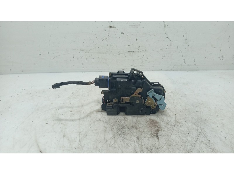 Recambio de cerradura puerta trasera derecha para seat altea (5p1) 1.9 tdi referencia OEM IAM 7L0839016D  