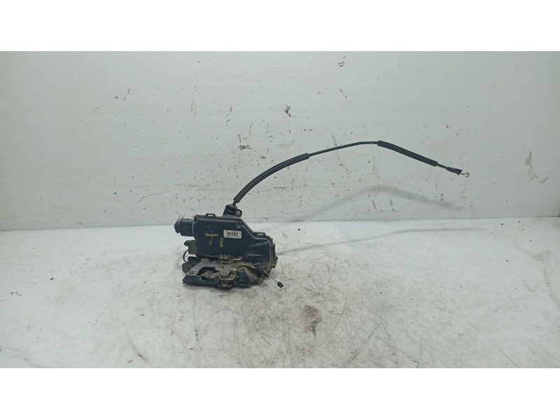 Recambio de cerradura puerta trasera izquierda para seat altea (5p1) 1.9 tdi referencia OEM IAM 7L0839015D  