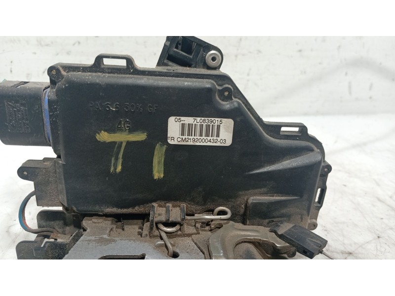 Recambio de cerradura puerta trasera izquierda para seat altea (5p1) 1.9 tdi referencia OEM IAM 7L0839015D  
