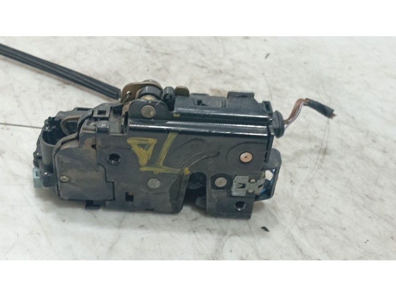 Recambio de cerradura puerta trasera derecha para seat altea (5p1) 1.9 tdi referencia OEM IAM   