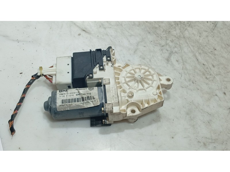 Recambio de motor elevalunas trasero derecho para seat altea (5p1) 1.9 tdi referencia OEM IAM   