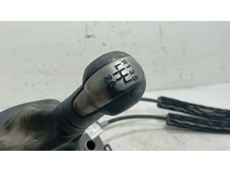 Recambio de palanca cambio para seat altea (5p1) 1.9 tdi referencia OEM IAM 1K0711061A / 1K0711112  