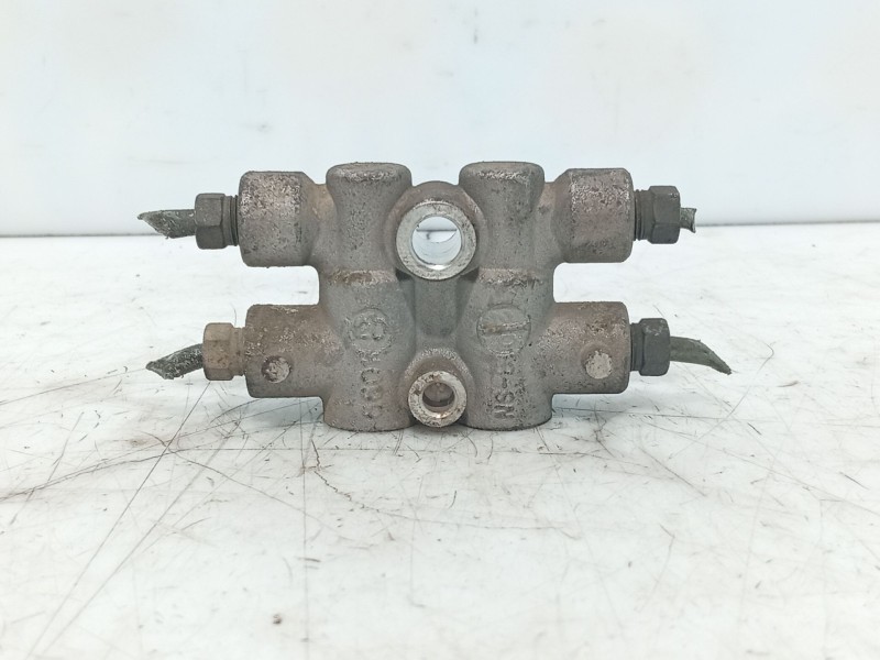 Recambio de repartidor de freno para chevrolet matiz (m200, m250) 0.8 referencia OEM IAM   