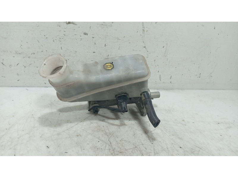 Recambio de bomba freno para hyundai i20 i (pb, pbt) 1.2 referencia OEM IAM 585101J100  
