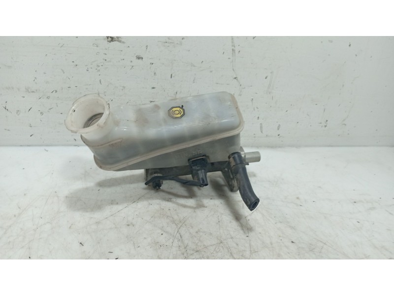 Recambio de bomba freno para hyundai i20 i (pb, pbt) 1.2 referencia OEM IAM 585101J100  