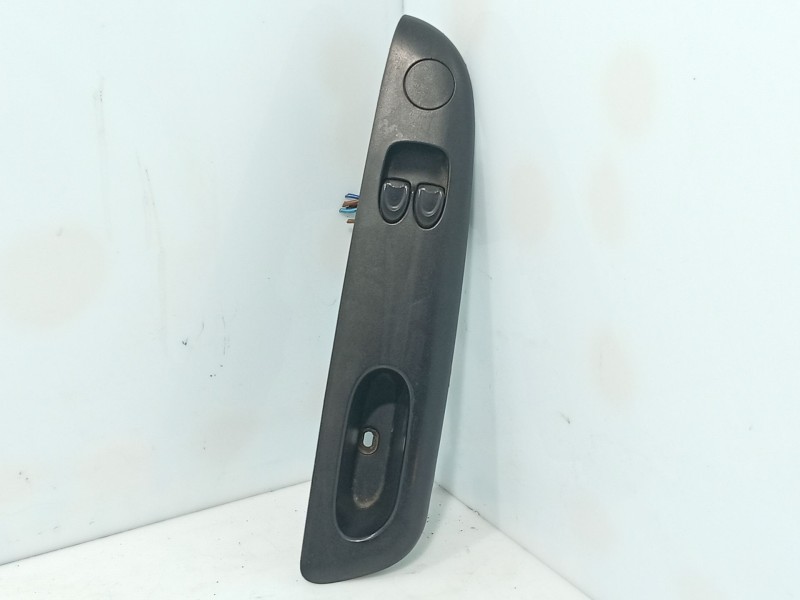 Recambio de mando elevalunas delantero izquierdo para chevrolet matiz (m200, m250) 0.8 referencia OEM IAM   