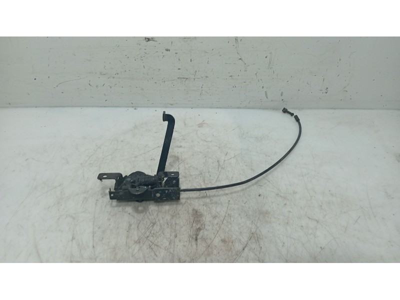 Recambio de cerradura capot para hyundai i20 i (pb, pbt) 1.2 referencia OEM IAM 811301J000  