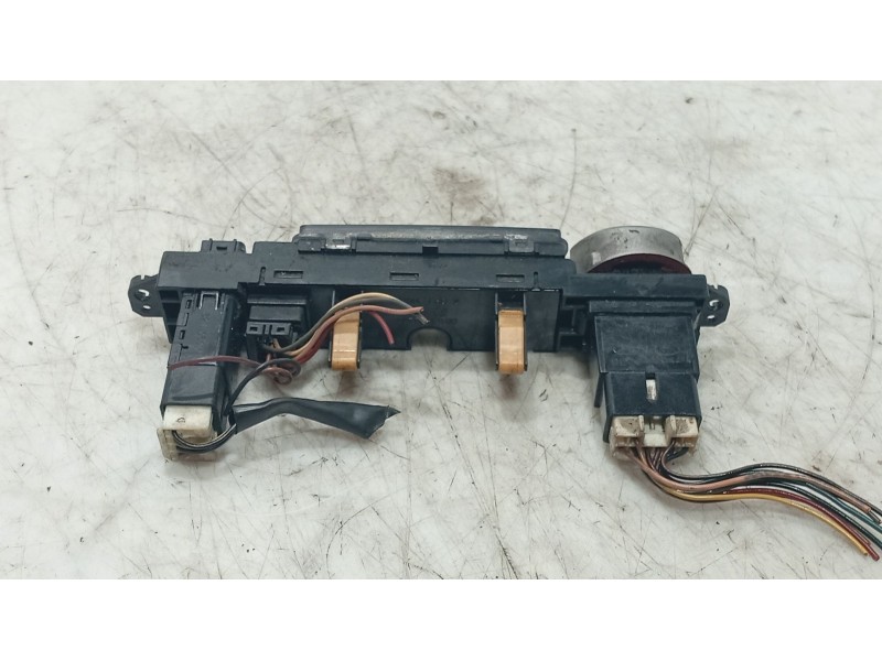 Recambio de warning para hyundai i20 i (pb, pbt) 1.2 referencia OEM IAM   