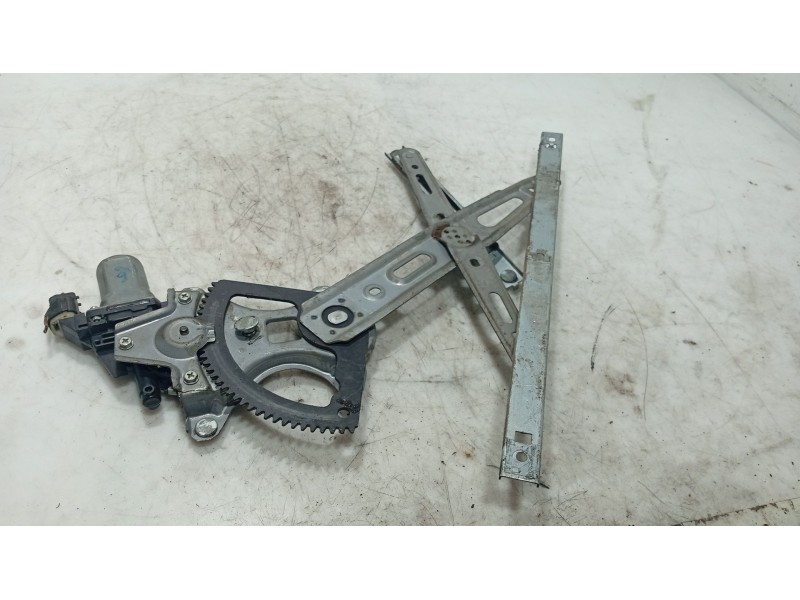 Recambio de elevalunas delantero izquierdo para hyundai i20 i (pb, pbt) 1.2 referencia OEM IAM 824031J010  