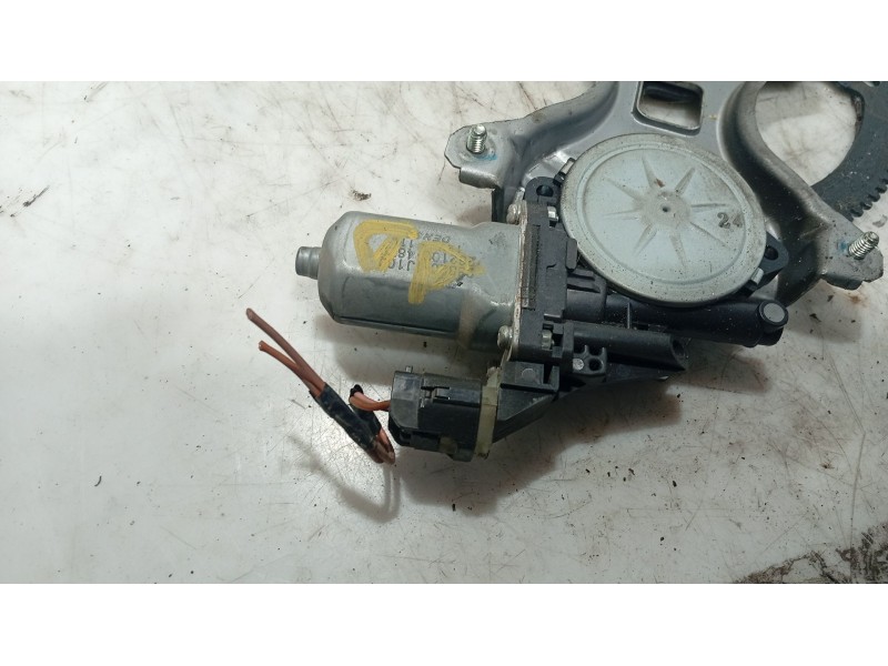 Recambio de elevalunas delantero derecho para hyundai i20 i (pb, pbt) 1.2 referencia OEM IAM 824041J010  