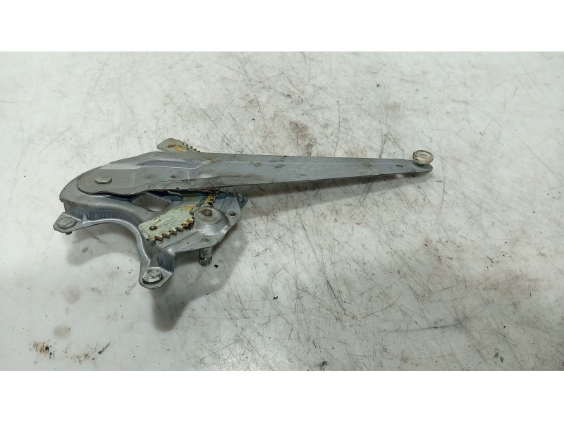 Recambio de elevalunas trasero izquierdo para hyundai i20 i (pb, pbt) 1.2 referencia OEM IAM 834011J000  
