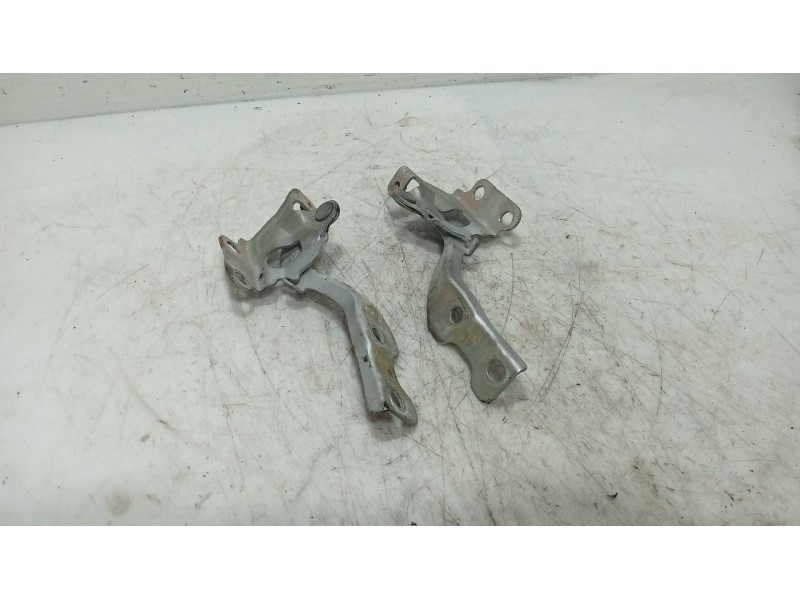 Recambio de bisagra para hyundai i20 i (pb, pbt) 1.2 referencia OEM IAM 791101J000  
