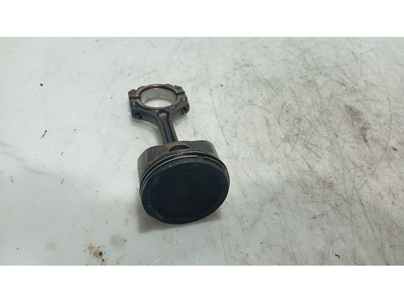 Recambio de piston para hyundai i20 i (pb, pbt) 1.2 referencia OEM IAM   