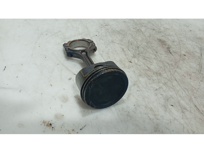 Recambio de piston para hyundai i20 i (pb, pbt) 1.2 referencia OEM IAM   