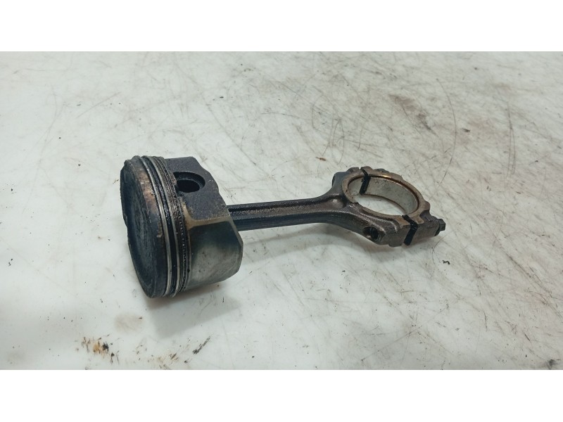 Recambio de piston para hyundai i20 i (pb, pbt) 1.2 referencia OEM IAM   