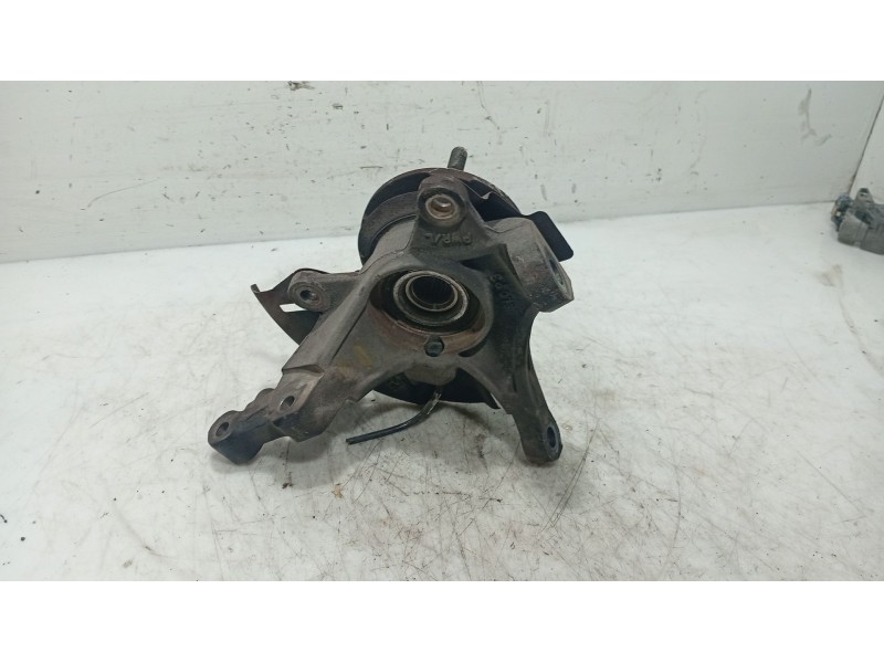 Recambio de mangueta delantera izquierda para hyundai i20 i (pb, pbt) 1.2 referencia OEM IAM 517151J100  
