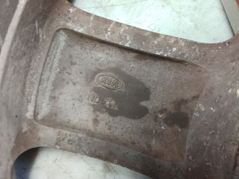 Recambio de llanta para kia carens iii monospace (un) 2.0 crdi 140 referencia OEM IAM   